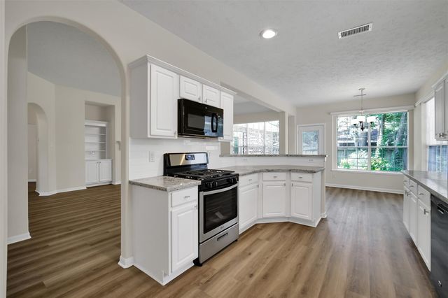 59 Hidden Meadow Drive, The Woodlands, TX 77382
