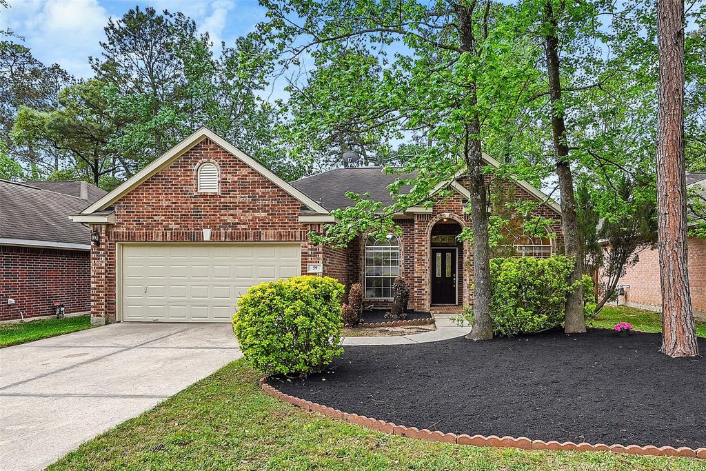 59 Hidden Meadow Drive, The Woodlands, TX 77382