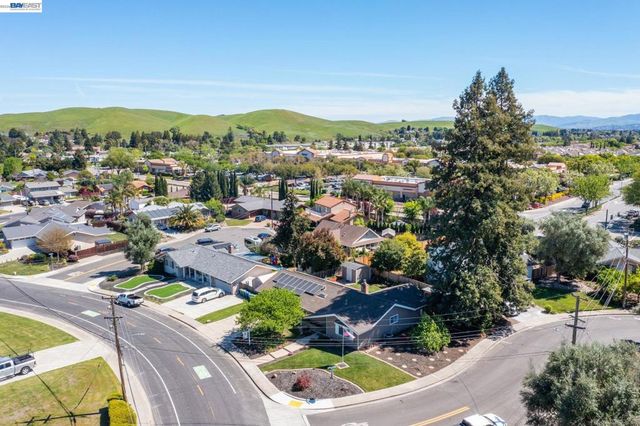 9459 Broadmoor Dr, San Ramon, CA 94583