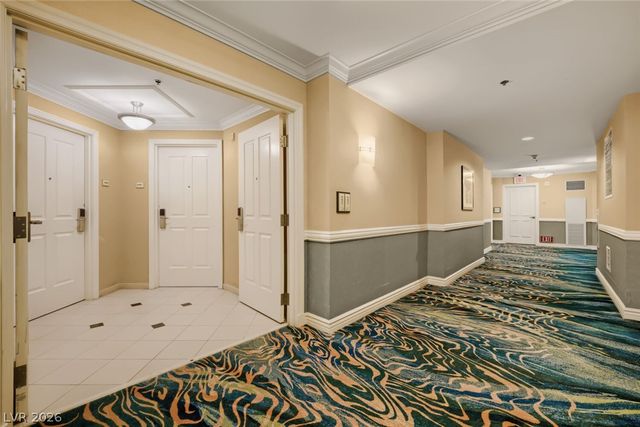 145 East Harmon Avenue 417, Las Vegas, NV 89109