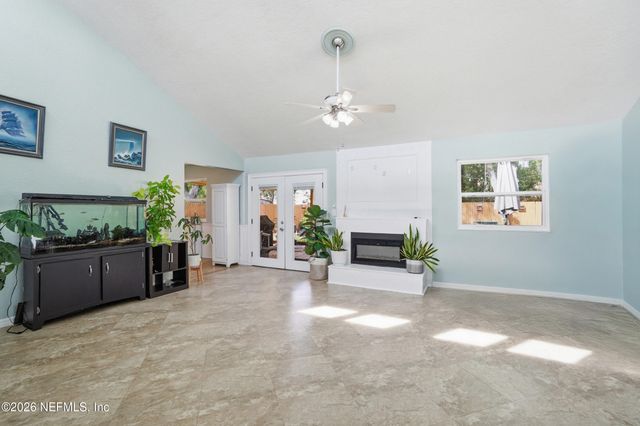 11108 FAIRBANKS GRANT Road W, Jacksonville, FL 32223