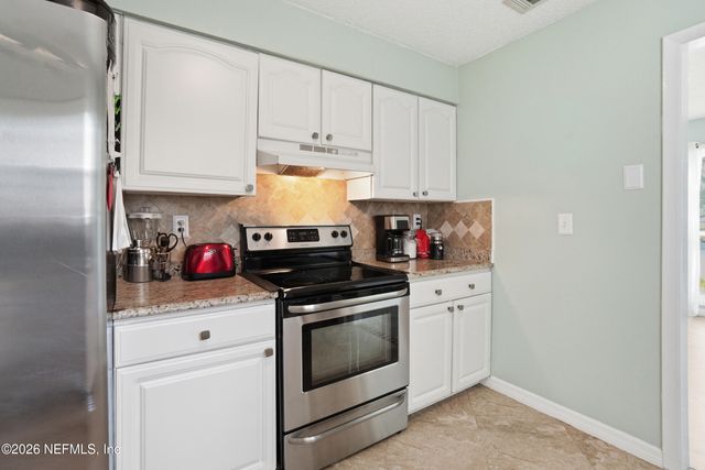 11108 FAIRBANKS GRANT Road W, Jacksonville, FL 32223