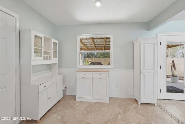 11108 FAIRBANKS GRANT Road W, Jacksonville, FL 32223