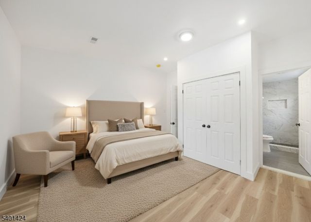 189 N Oraton Pkwy, East Orange City, NJ 07017