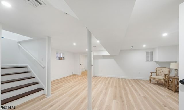 189 N Oraton Pkwy, East Orange City, NJ 07017