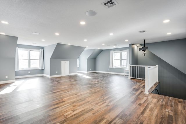 1550 N West St, Wichita, KS 67203