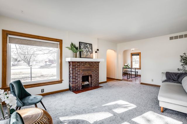 1550 N West St, Wichita, KS 67203