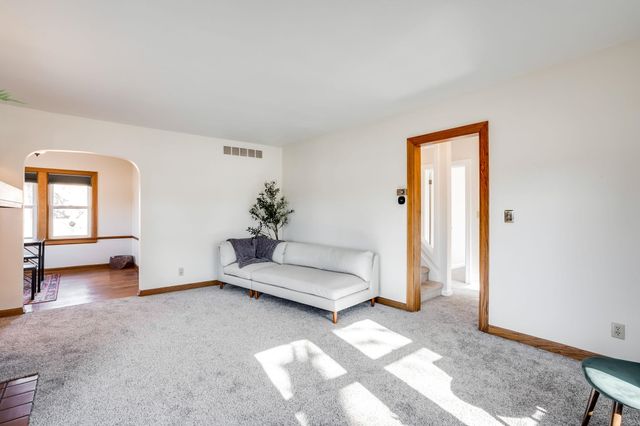 1550 N West St, Wichita, KS 67203