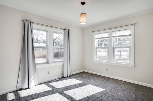 1550 N West St, Wichita, KS 67203