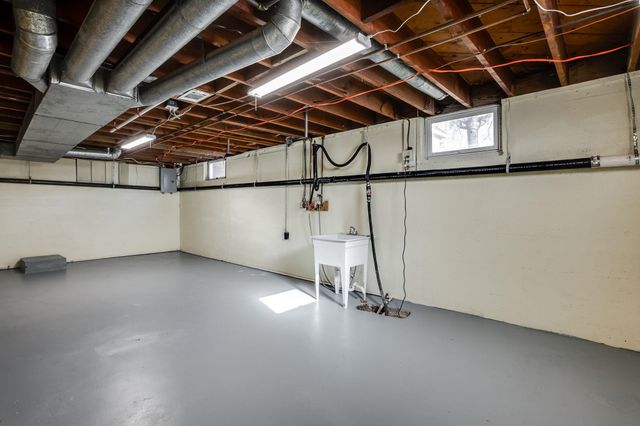 1550 N West St, Wichita, KS 67203