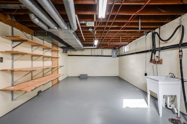 1550 N West St, Wichita, KS 67203