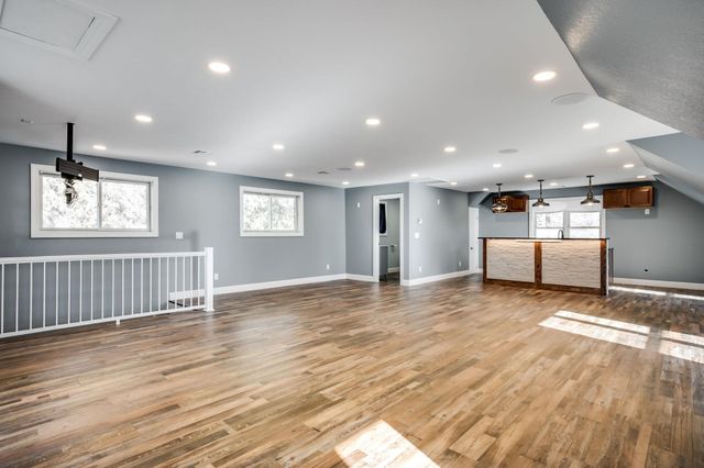 1550 N West St, Wichita, KS 67203