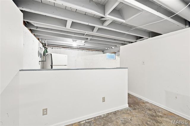 80 La Venta Drive, Florissant, MO 63031