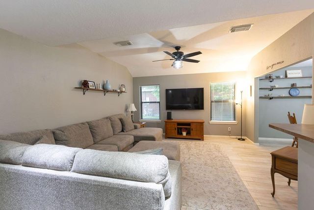 3907 Terry Street, Santa Fe, TX 77517