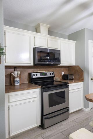 3907 Terry Street, Santa Fe, TX 77517