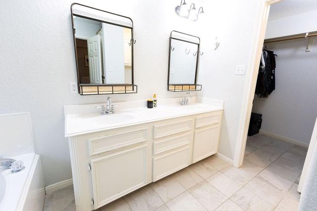 3907 Terry Street, Santa Fe, TX 77517