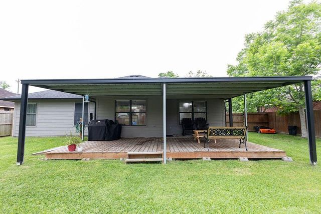 3907 Terry Street, Santa Fe, TX 77517