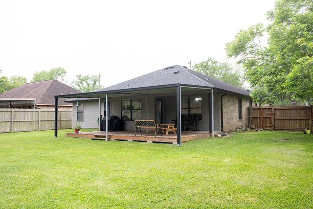 3907 Terry Street, Santa Fe, TX 77517