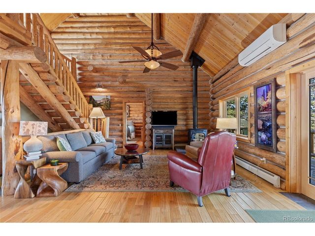 291 Newell Dr, Loveland, CO 80537