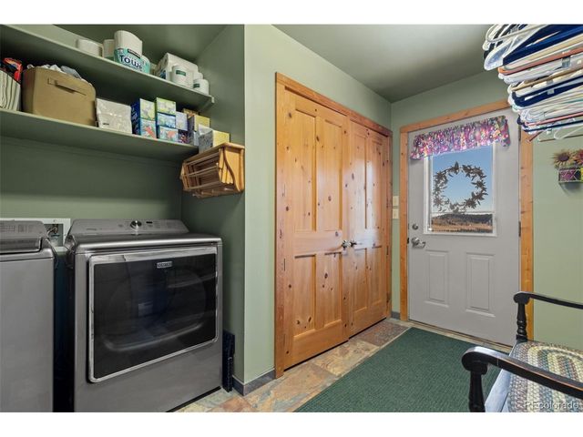 291 Newell Dr, Loveland, CO 80537