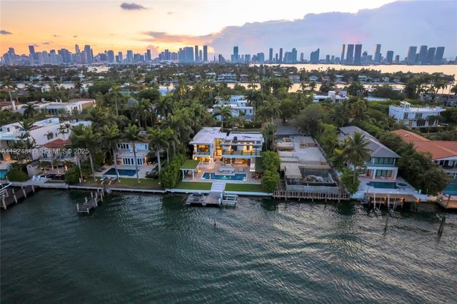 327 E Rivo Alto Drive, Miami Beach, FL 33139