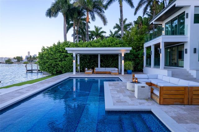 327 E Rivo Alto Drive, Miami Beach, FL 33139