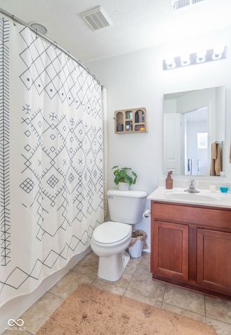 437 Sheets Drive, Carmel, IN 46032