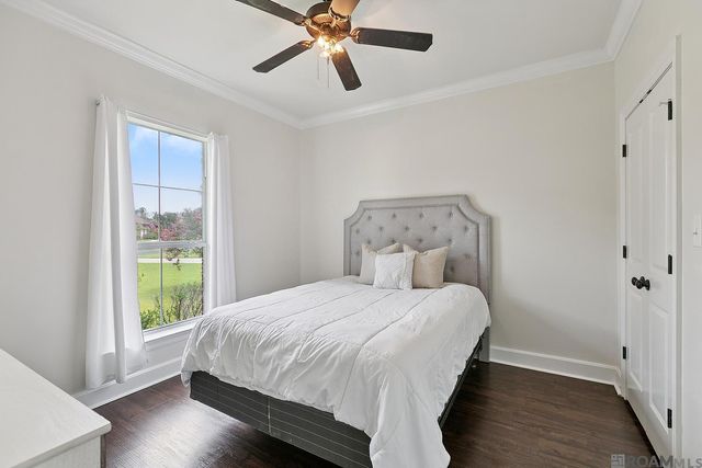 11177 Toria Ln, St Amant, LA 70774