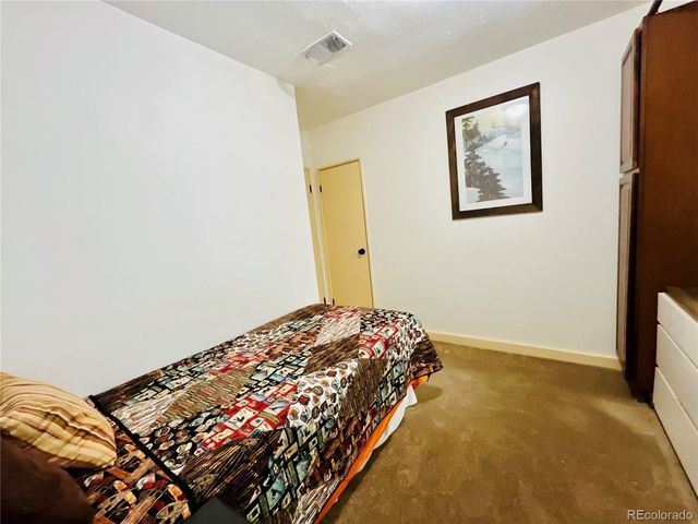 5330 W Shirley Pl, Lakewood, CO 80232