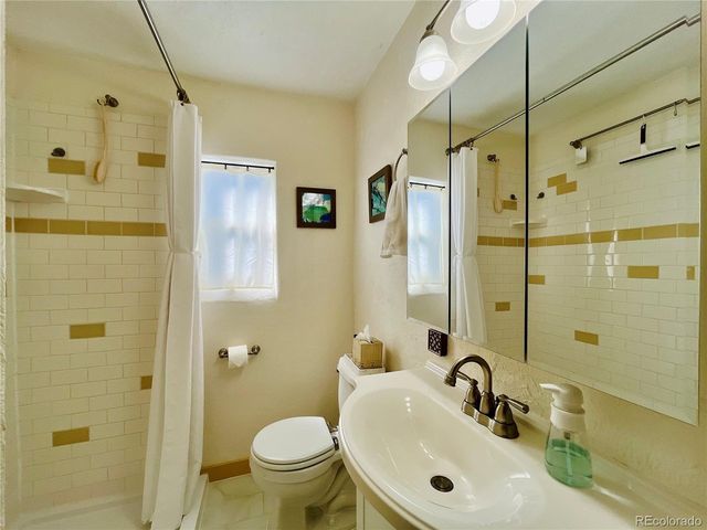 5330 W Shirley Pl, Lakewood, CO 80232