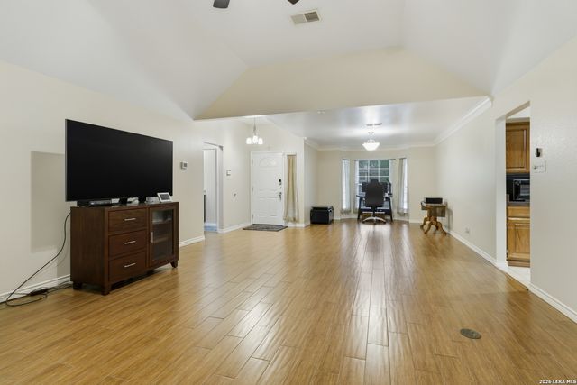 13403 Thessaly, Universal City, TX 78148