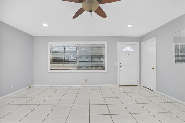 514 Riverside Drive, Palm Beach Gardens, FL 33410