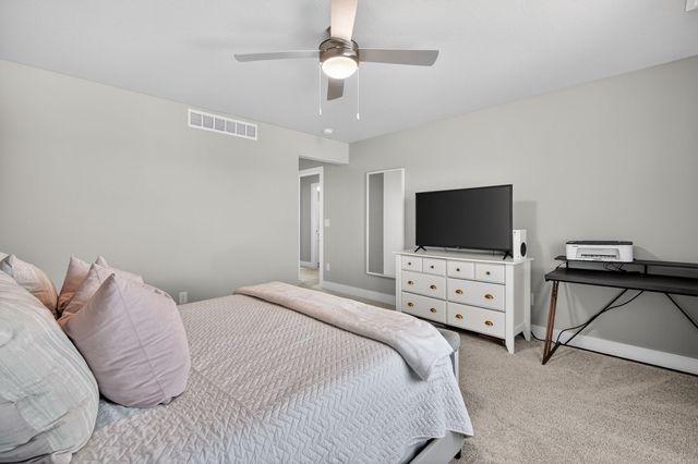 4023 NE 3rd Street, Ankeny, IA 50021