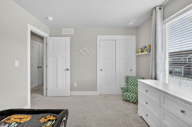 4023 NE 3rd Street, Ankeny, IA 50021