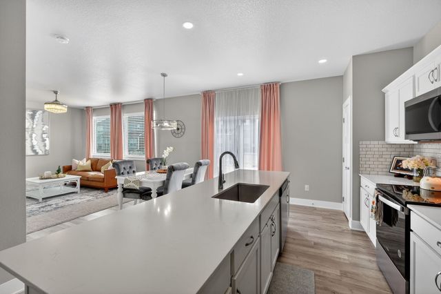 4023 NE 3rd Street, Ankeny, IA 50021