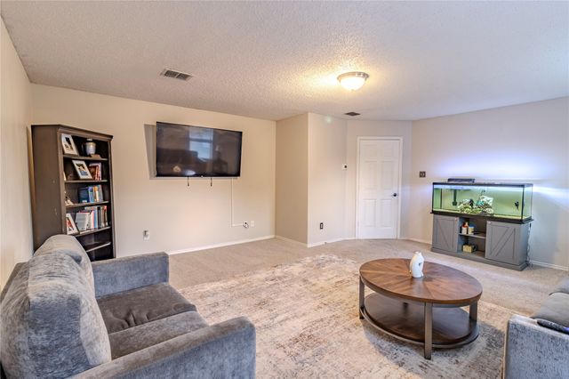 4617 Waterford Drive, Fort Worth, TX 76179