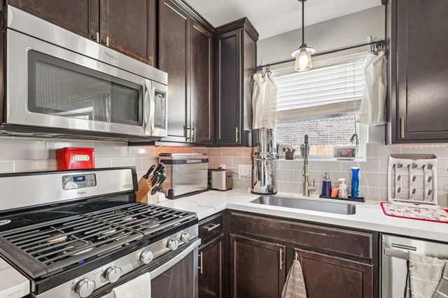 2211 Oak Rise Drive, Conroe, TX 77304