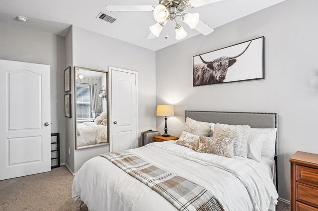 2211 Oak Rise Drive, Conroe, TX 77304