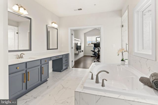 1619 CARNOUSTIE RD, Davidsonville, MD 21035