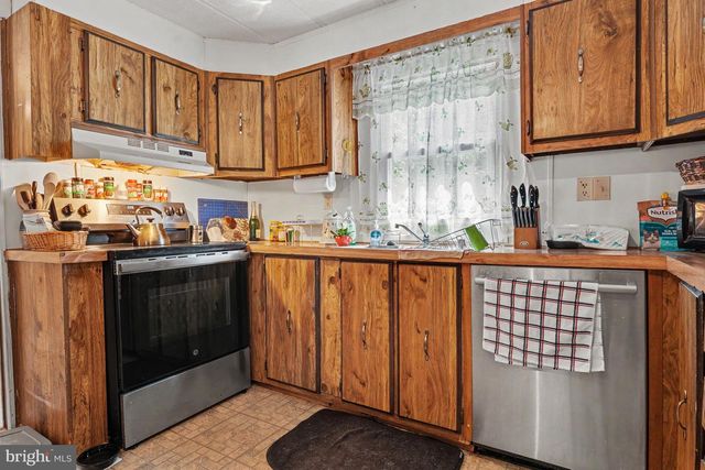 1014 CHERRYWOOD CT, North Wales, PA 19454