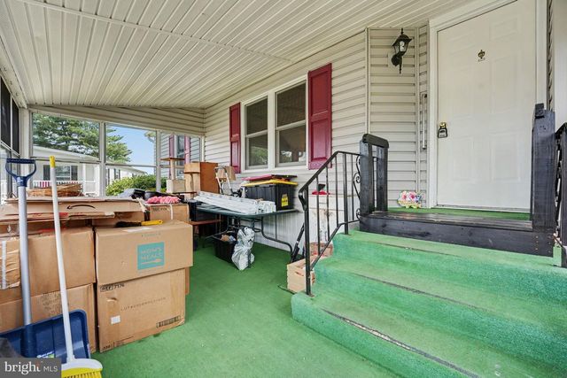 1014 CHERRYWOOD CT, North Wales, PA 19454