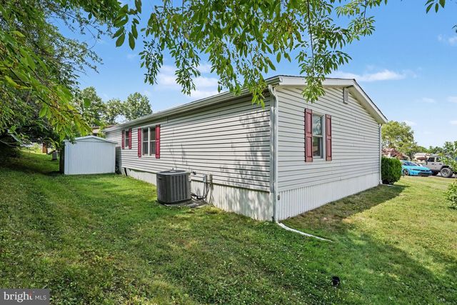 1014 CHERRYWOOD CT, North Wales, PA 19454
