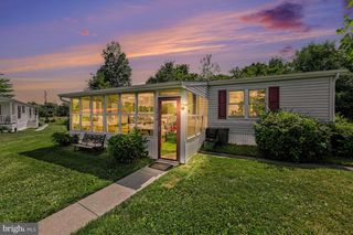 1014 CHERRYWOOD CT, North Wales, PA 19454