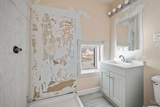529 W Corona Ave, Pueblo, CO 81004