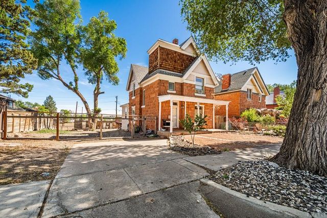 529 W Corona Ave, Pueblo, CO 81004