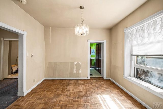 529 W Corona Ave, Pueblo, CO 81004