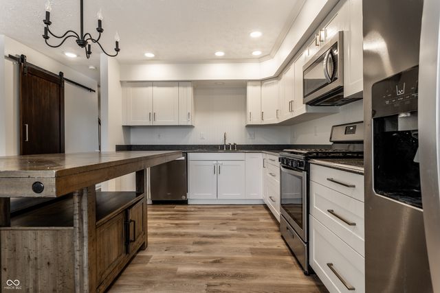 823 Elmwood Circle, Noblesville, IN 46062