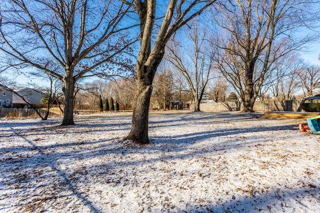 823 Elmwood Circle, Noblesville, IN 46062