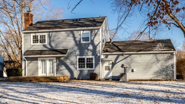 823 Elmwood Circle, Noblesville, IN 46062