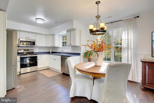 3513 OAK DR, Edgewater, MD 21037